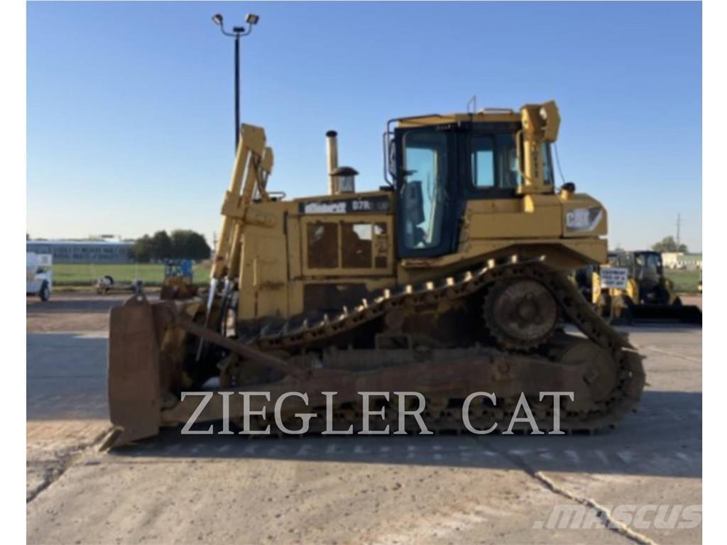 CAT D7R Dozers - Tratores rastos