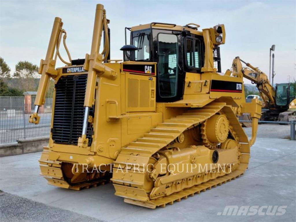 CAT D7RIIXR Dozers - Tratores rastos