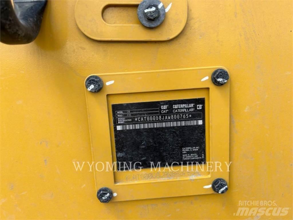 CAT D8 Dozers - Tratores rastos