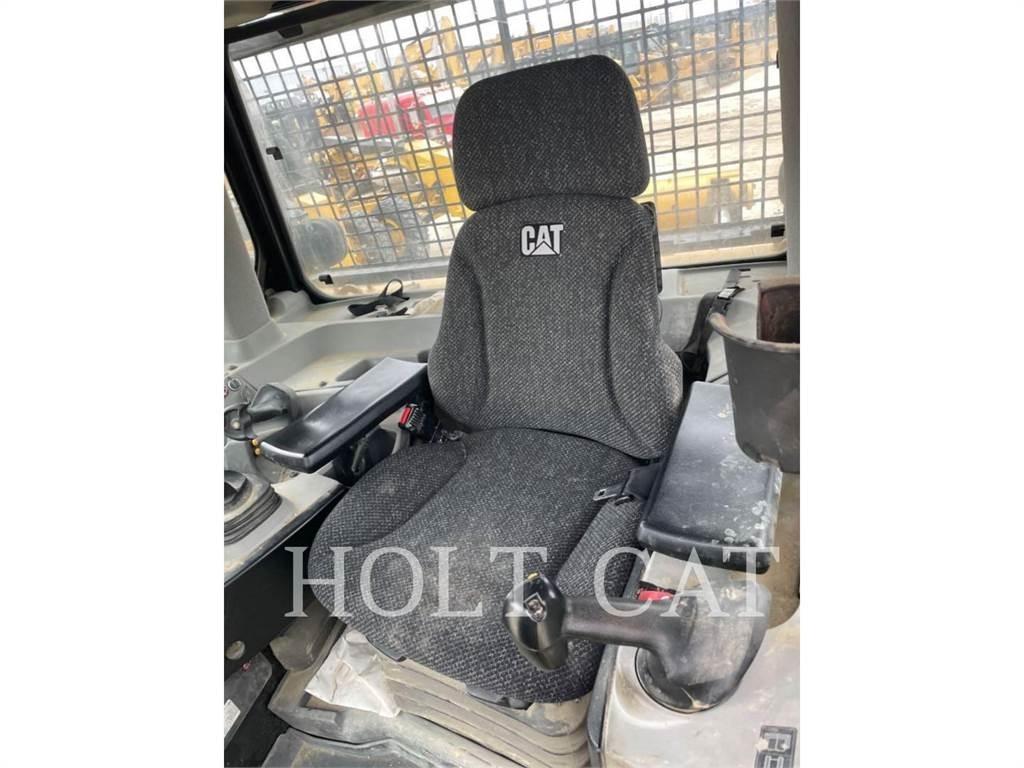 CAT D8 Dozers - Tratores rastos