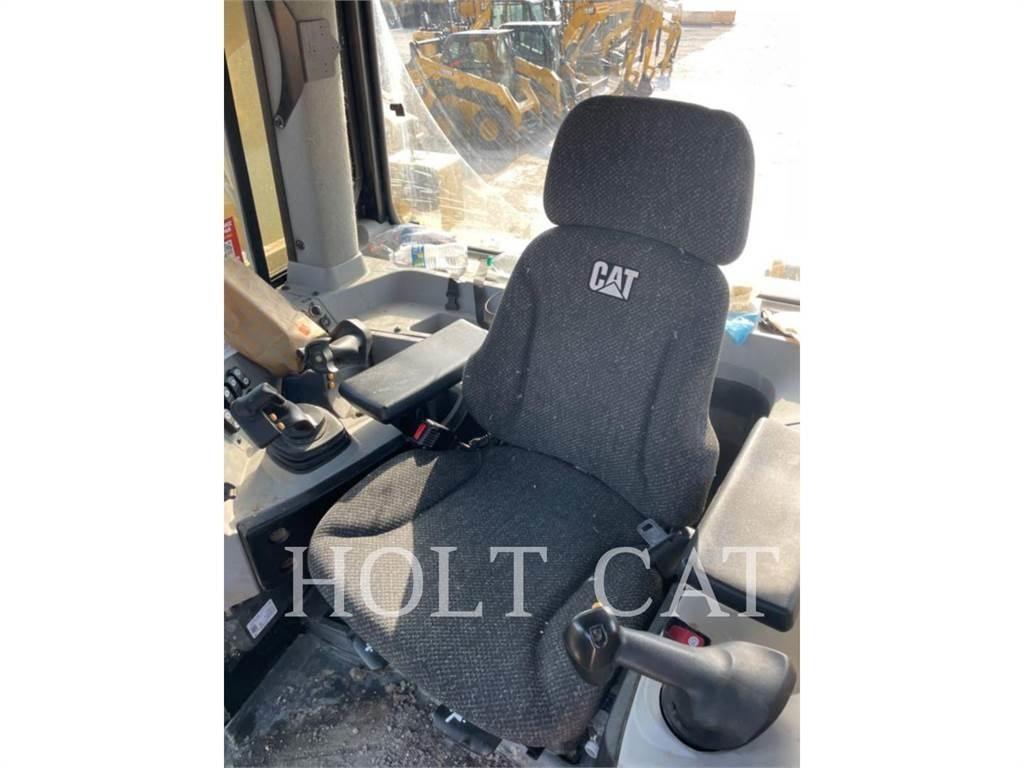 CAT D8 Dozers - Tratores rastos
