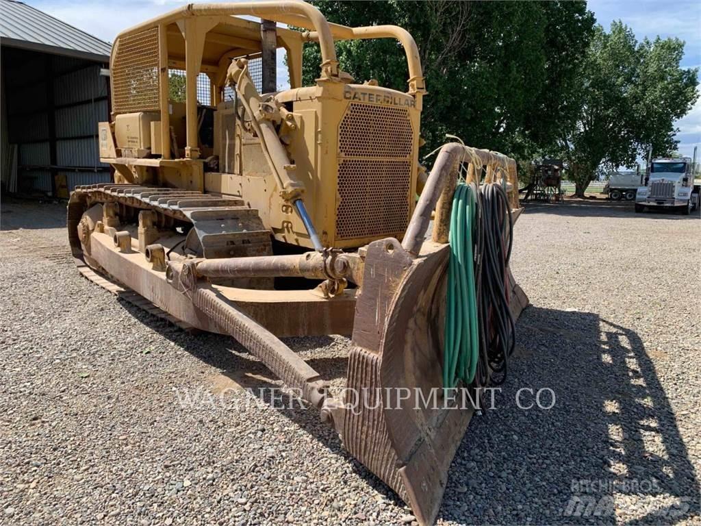 CAT D8H Dozers - Tratores rastos