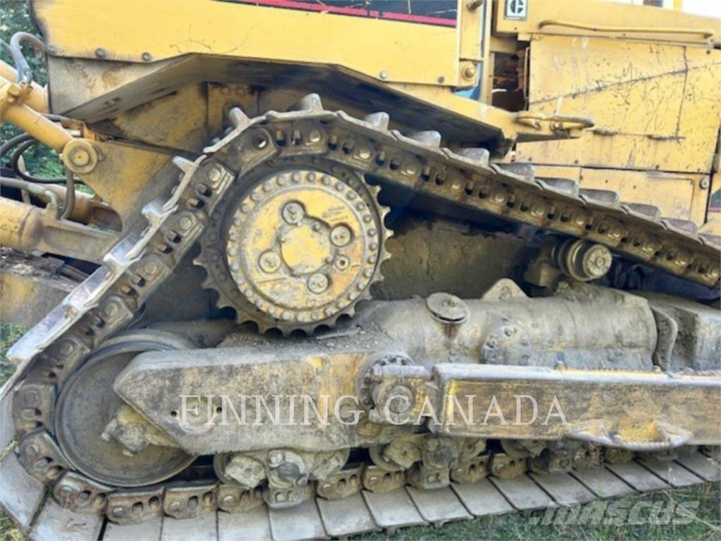 CAT D8N Dozers - Tratores rastos