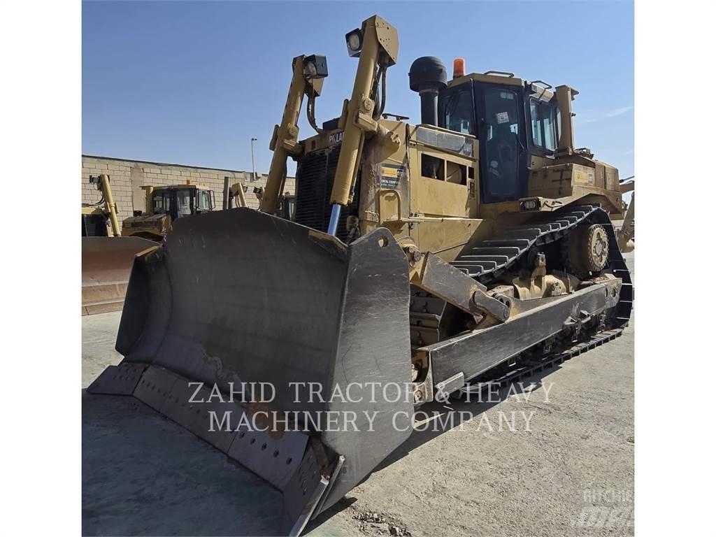 CAT D8R Dozers - Tratores rastos