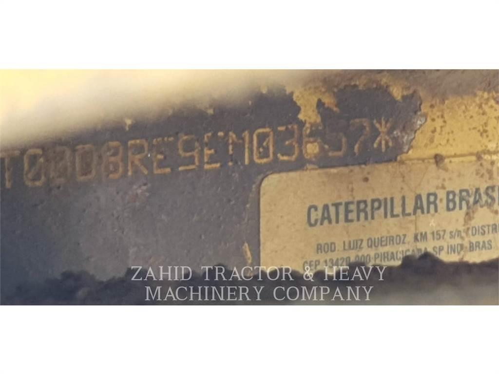 CAT D8RLRC Dozers - Tratores rastos