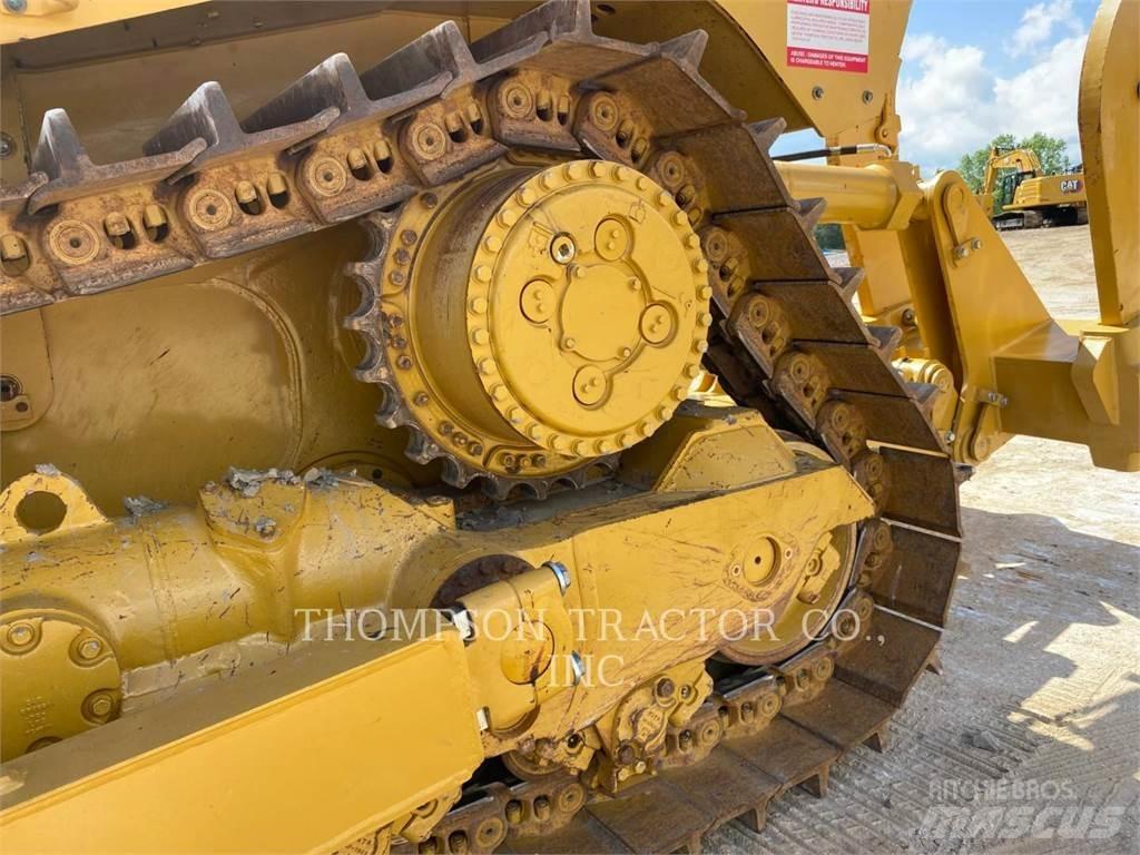 CAT D8T Dozers - Tratores rastos
