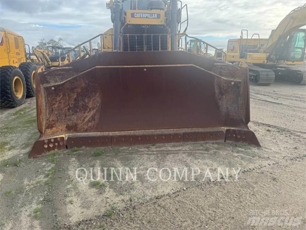 CAT D8T Dozers - Tratores rastos