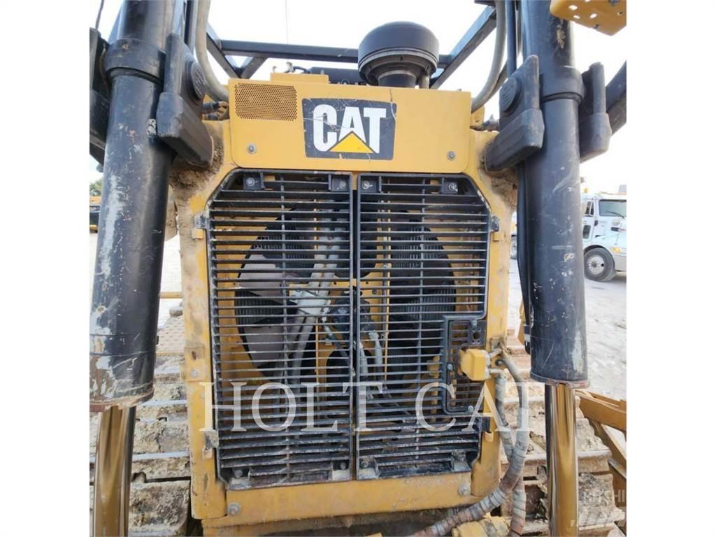 CAT D8T Dozers - Tratores rastos
