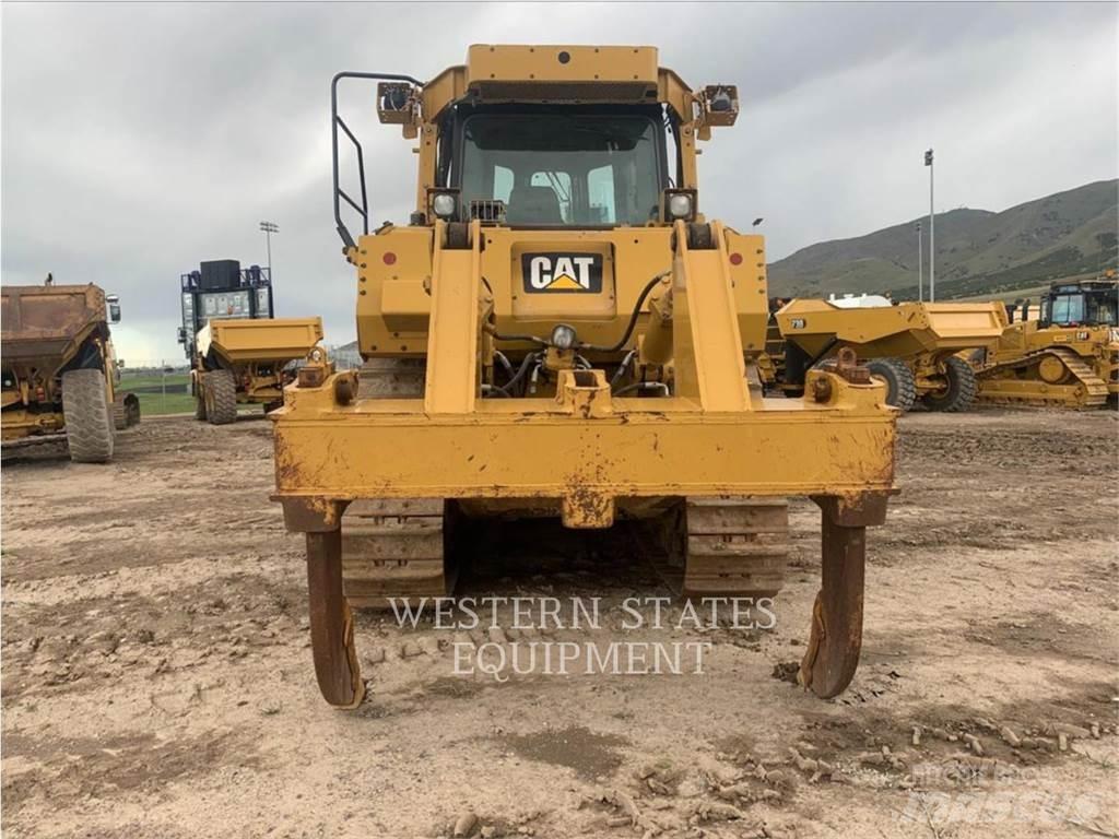 CAT D8T Dozers - Tratores rastos