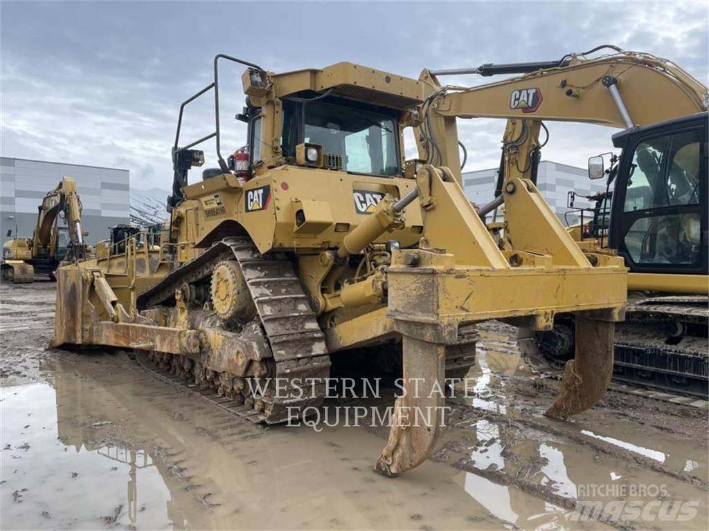 CAT D8T Dozers - Tratores rastos