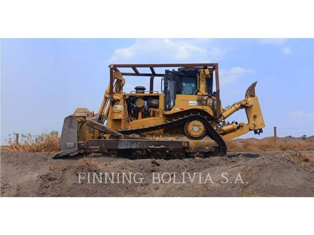 CAT D8T Dozers - Tratores rastos