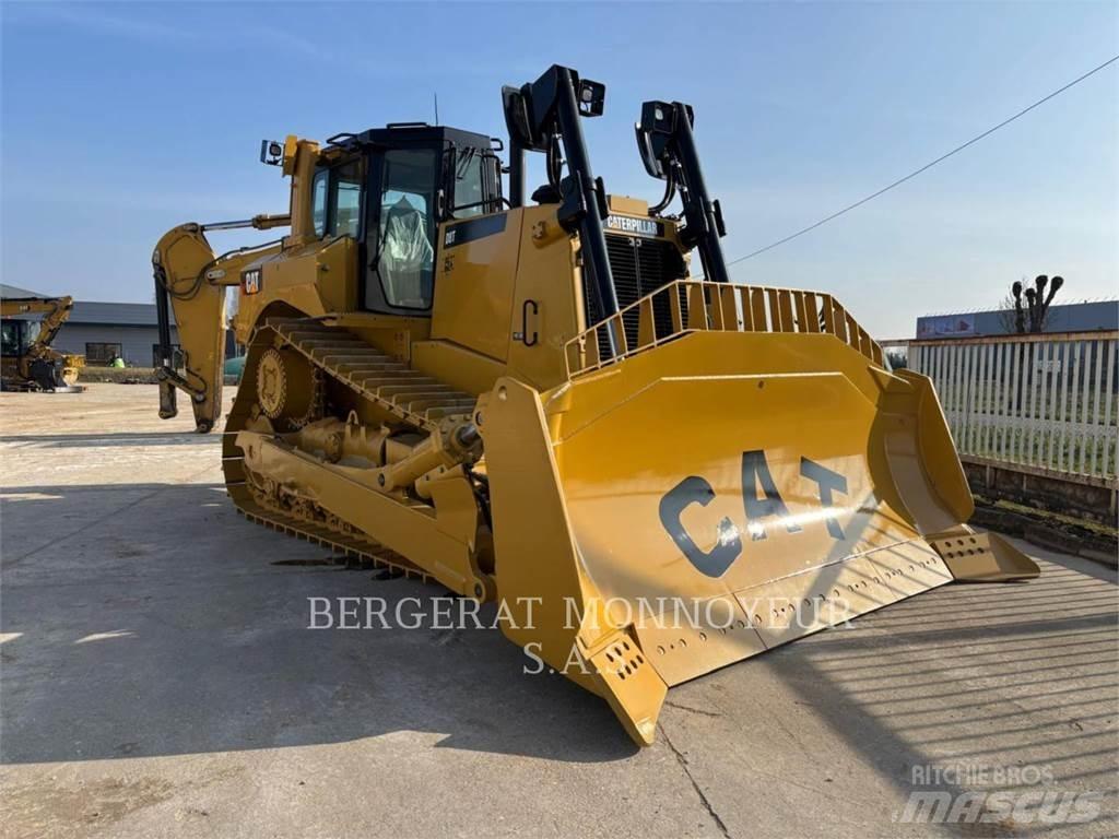 CAT D8T Dozers - Tratores rastos
