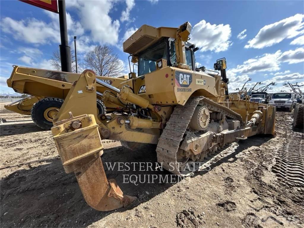 CAT D8T Dozers - Tratores rastos