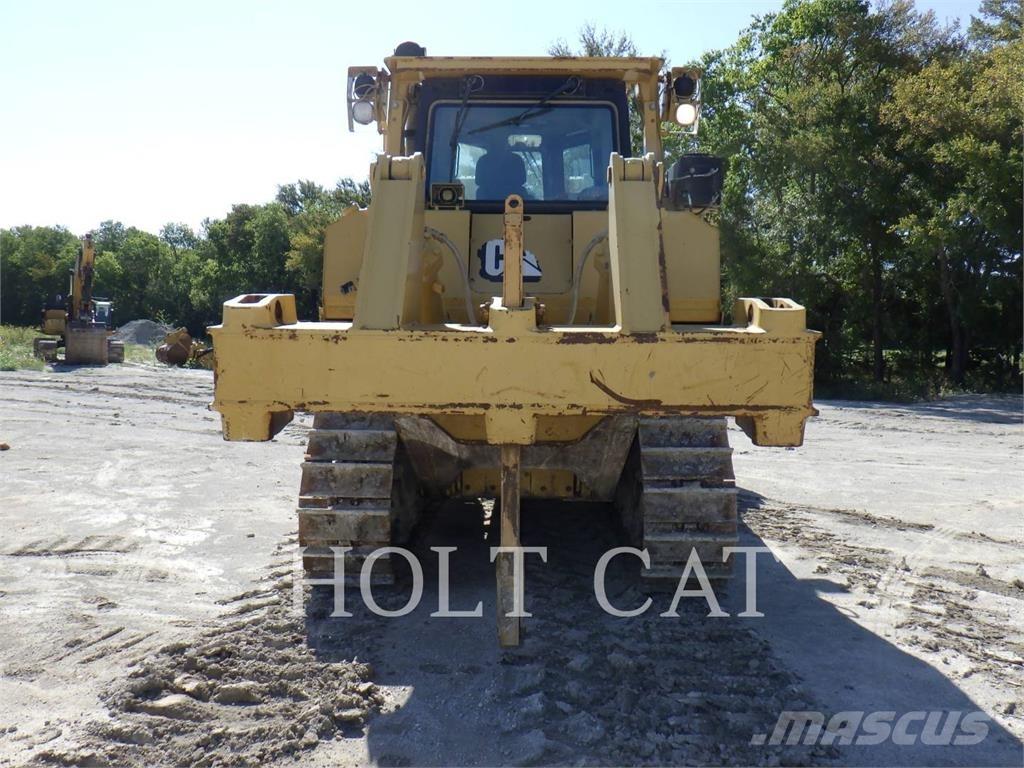 CAT D8T Dozers - Tratores rastos