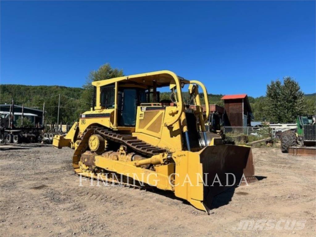 CAT D8T Dozers - Tratores rastos