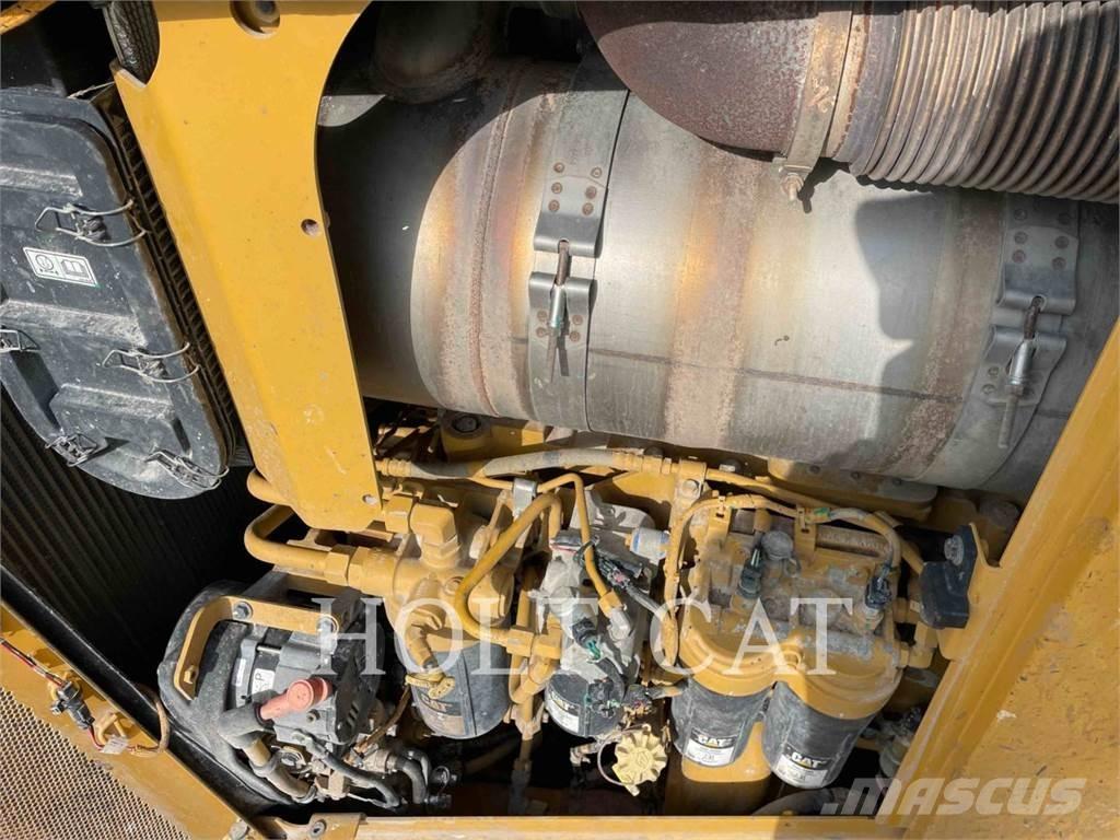 CAT D8T MS Dozers - Tratores rastos