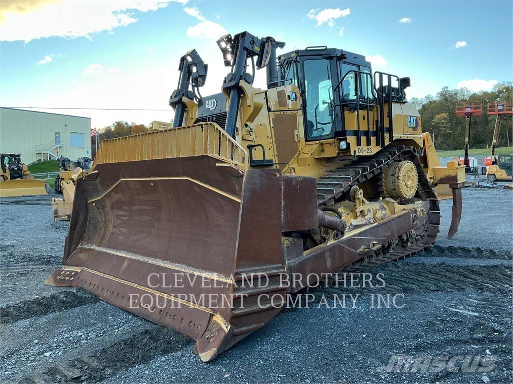 CAT D9 Dozers - Tratores rastos