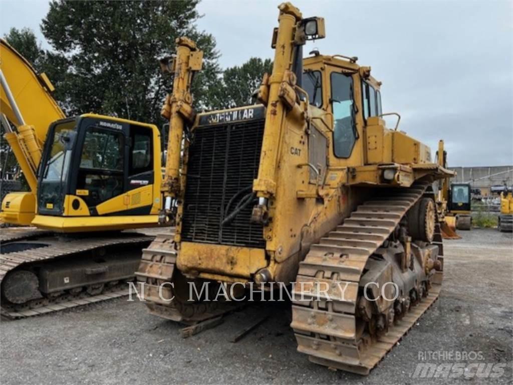 CAT D9N Dozers - Tratores rastos