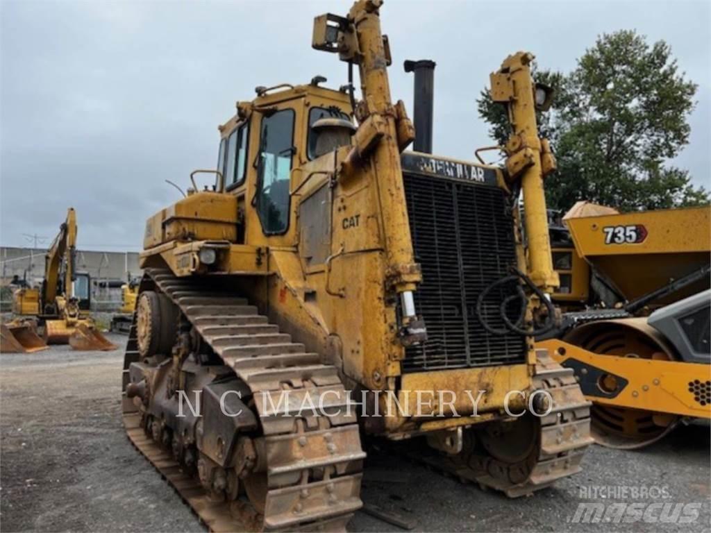 CAT D9N Dozers - Tratores rastos