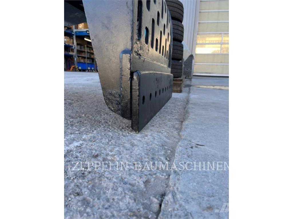 CAT G315 Garras