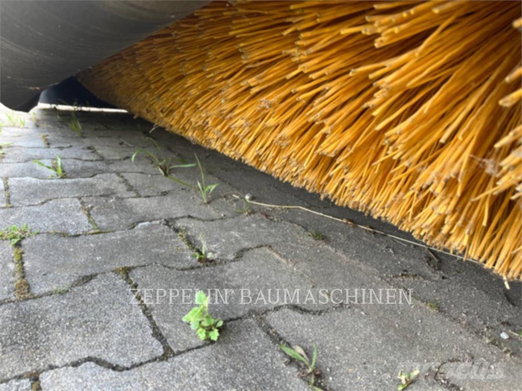 CAT KEHRMASCHINE BU118 Escovas