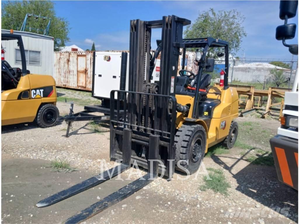 CAT LIFT TRUCKS DP50CNM Empilhadores Diesel