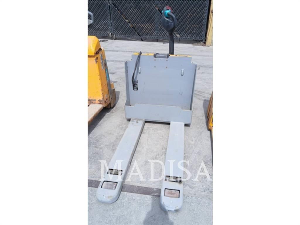CAT LIFT TRUCKS EJE120E Rechegadores
