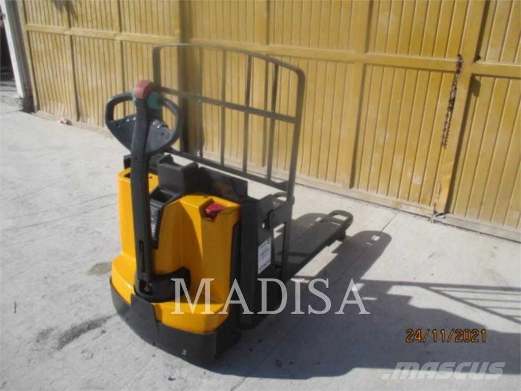 CAT LIFT TRUCKS EJE120E Empilhadores - Outros