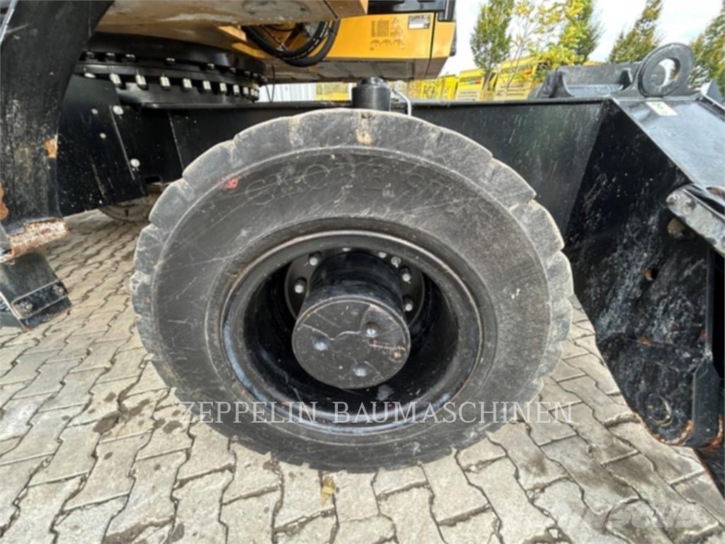 CAT MH3024-06C Escavadoras de demolição
