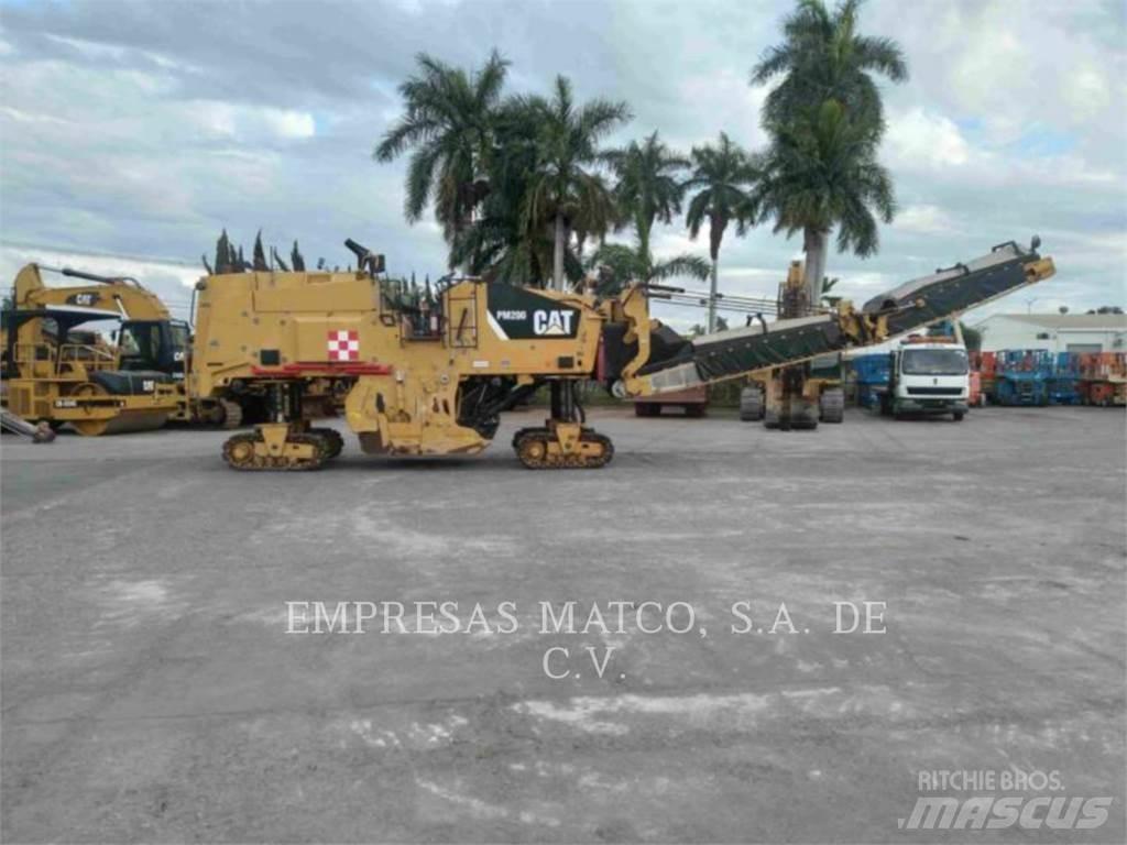 CAT PM-200 Moinhos de asfalto a frio