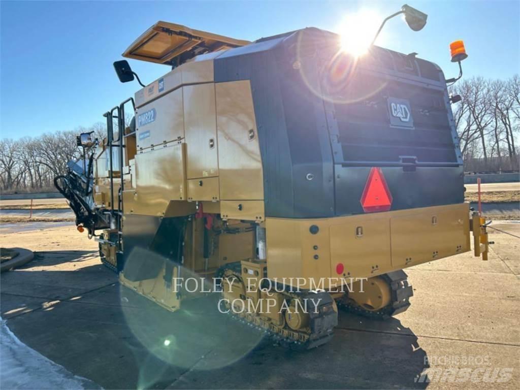 CAT PM822 Espalhadoras de asfalto