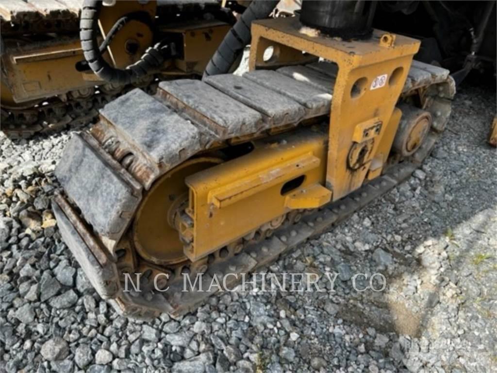 CAT PM825 Espalhadoras de asfalto