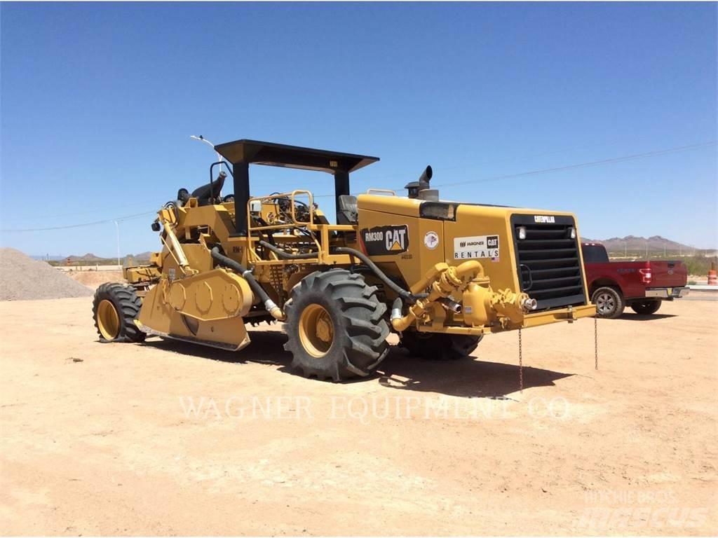CAT RM-300 Recicladores de asfalto