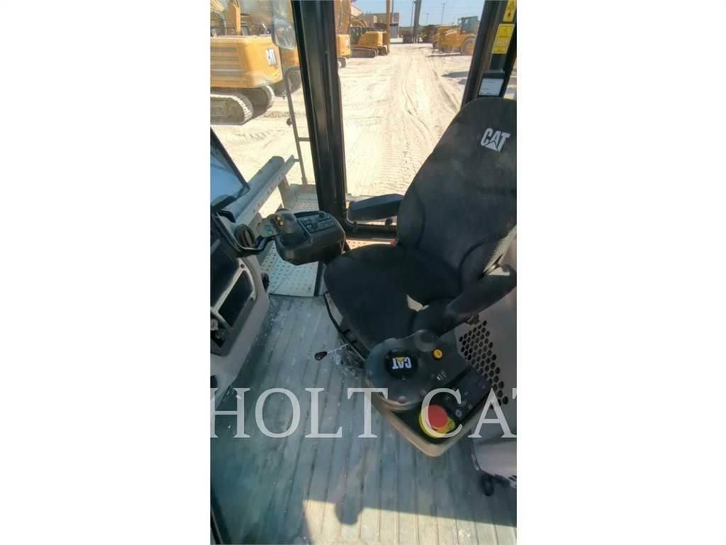 CAT RM400 CAB Recicladores de asfalto