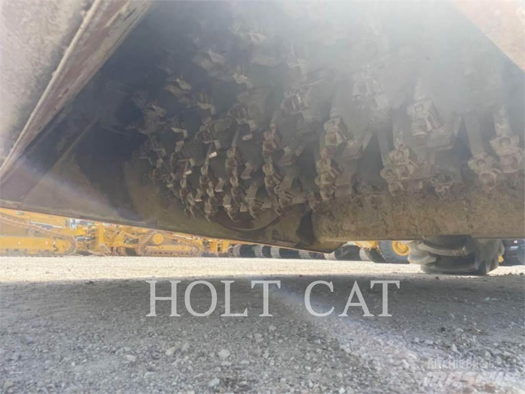 CAT RM400 CAB Carregadeiras de rodas