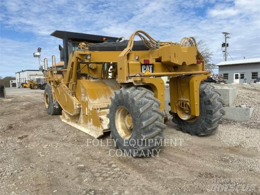 CAT RM500 Espalhadoras de asfalto
