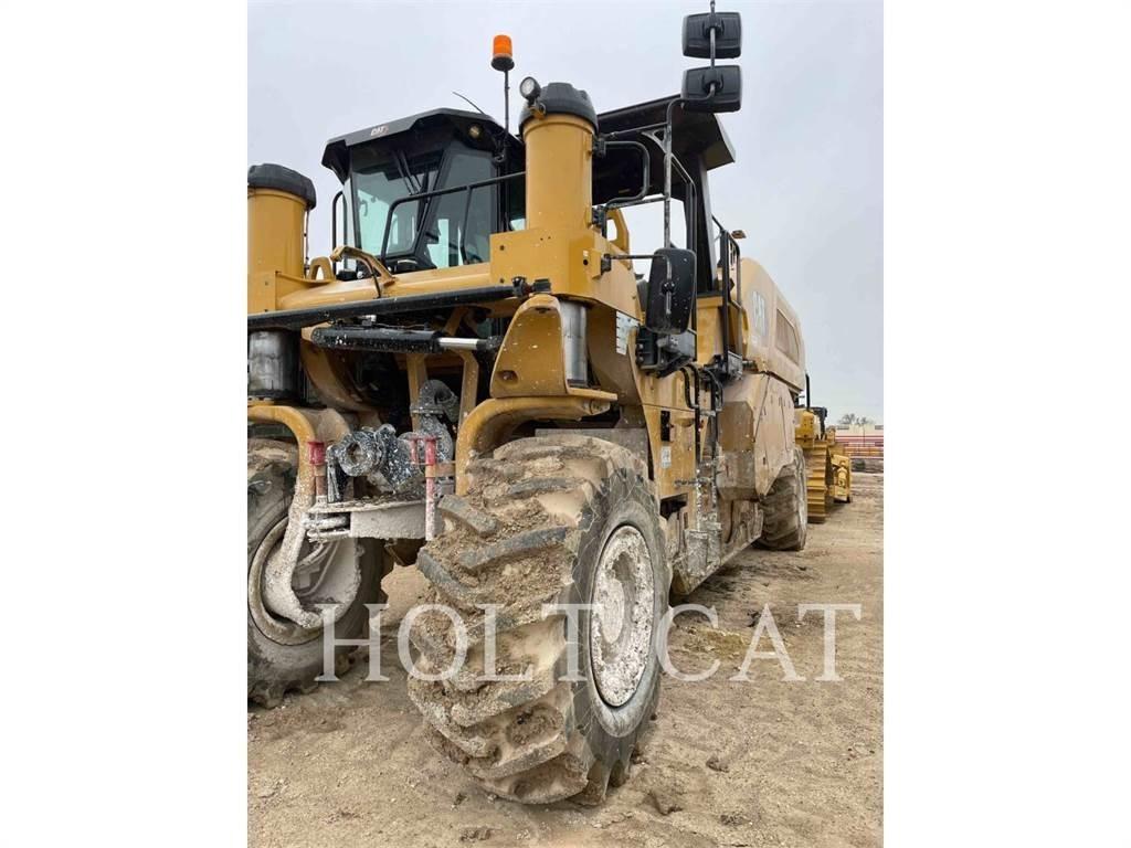 CAT RM600 CAB Recicladores de asfalto