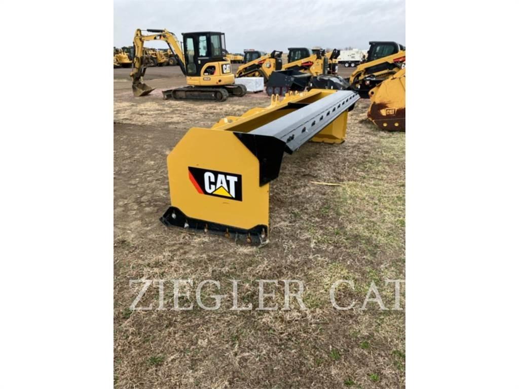 CAT STRAIT SNOW PUSHER Lançadores de neve