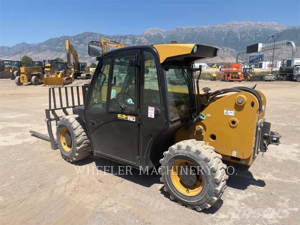 CAT TH255C CB Manipulador telescópico