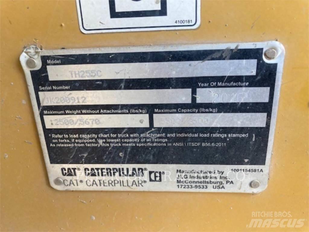 CAT TH255CHRC Manipulador telescópico