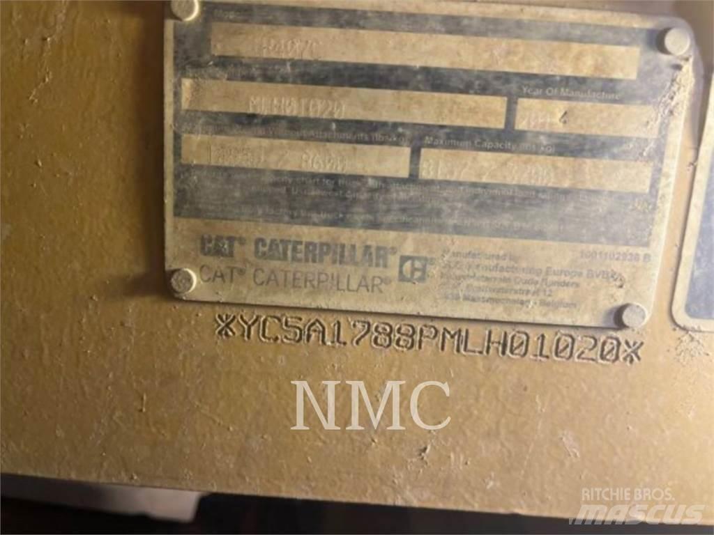 CAT TH407C Manipulador telescópico