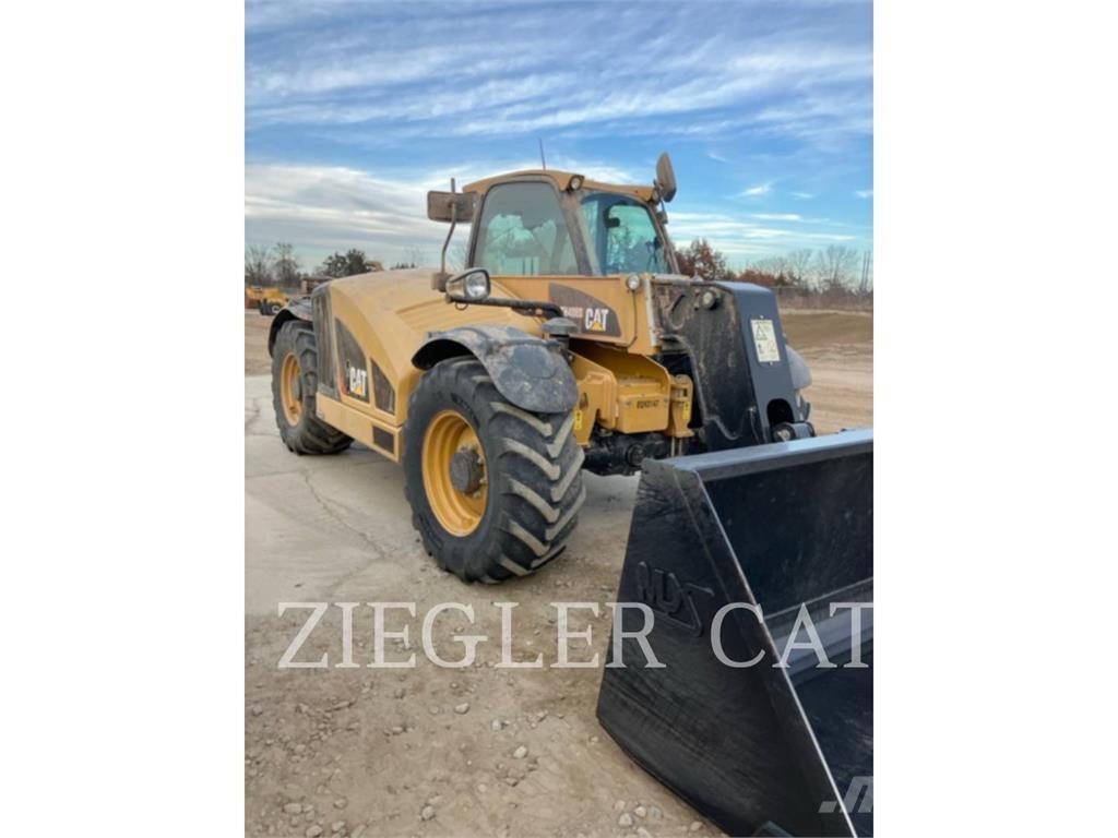 CAT TH408D Manipulador telescópico