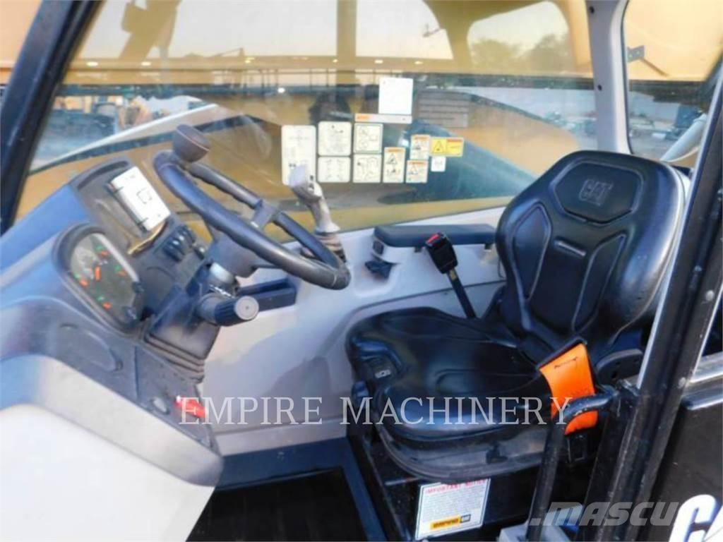 CAT TL1055D Manipulador telescópico