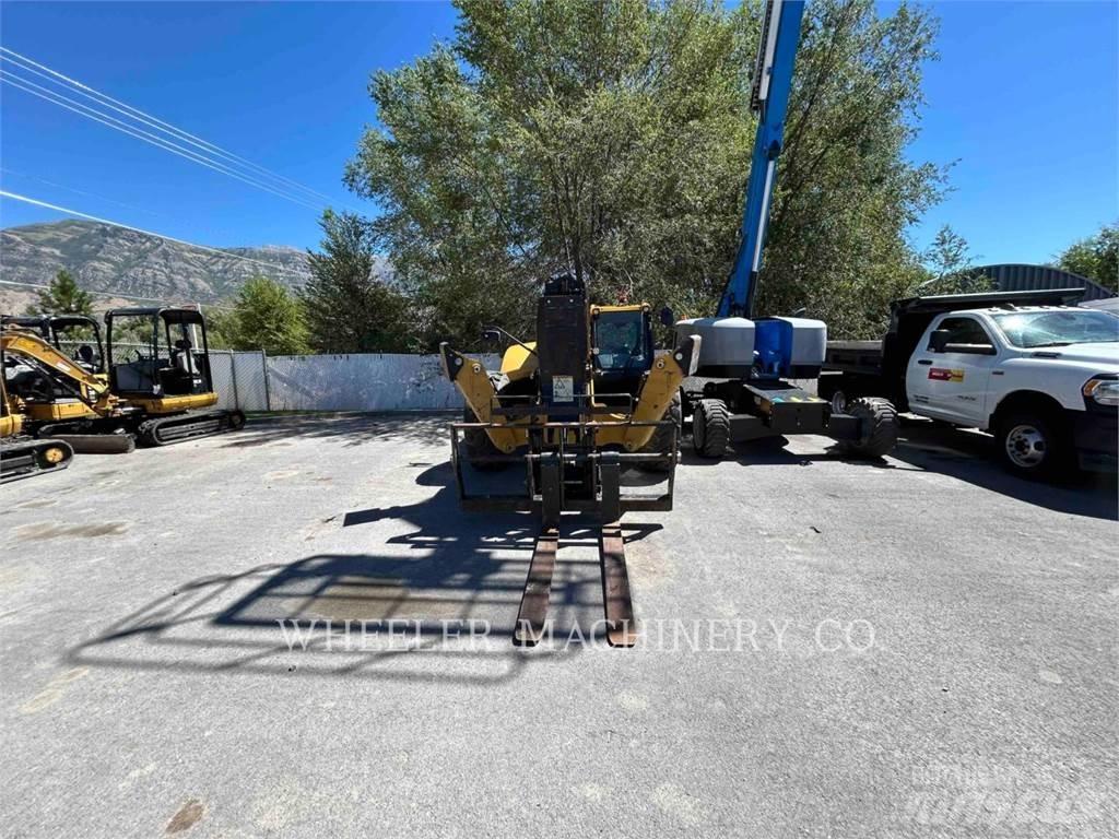 CAT TL1055D CB Manipulador telescópico