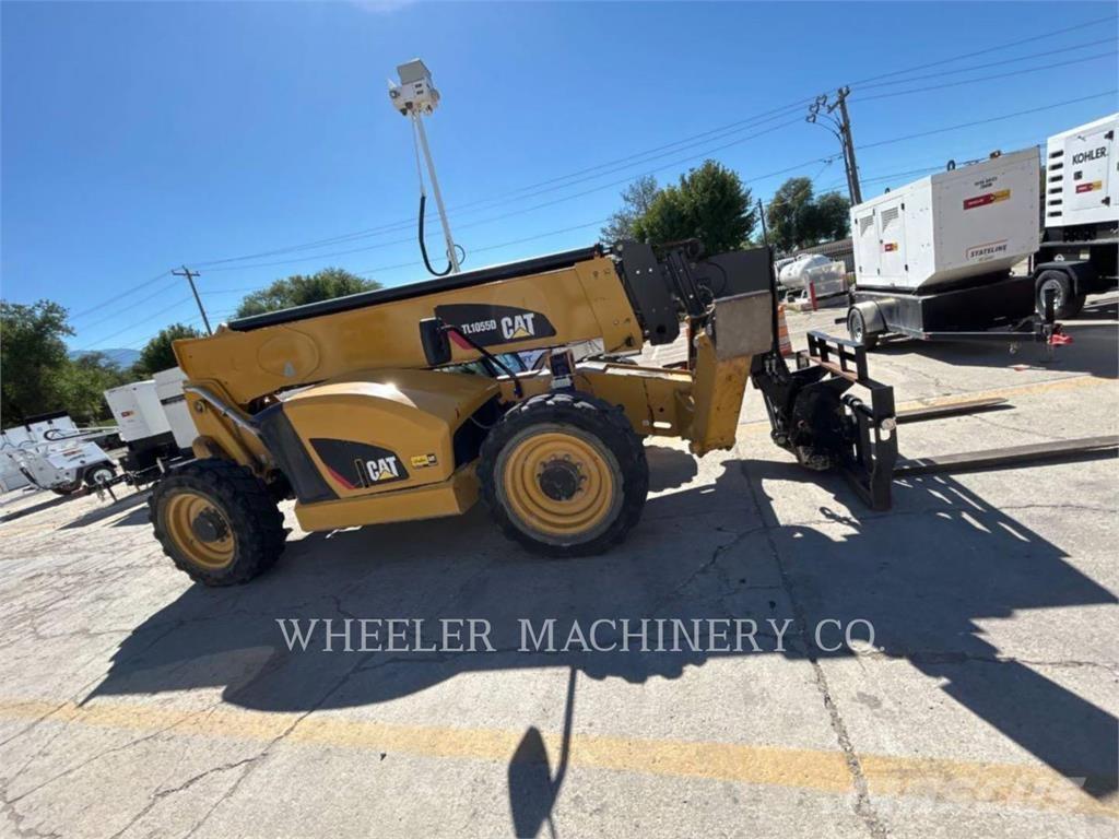 CAT TL1055D CB Manipulador telescópico