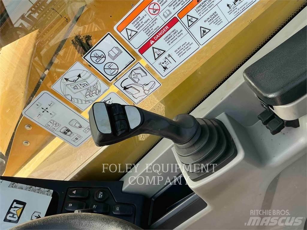 CAT TL1255-05C Manipulador telescópico