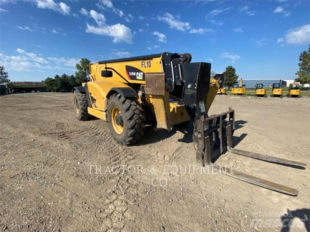 CAT TL1255D Manipulador telescópico