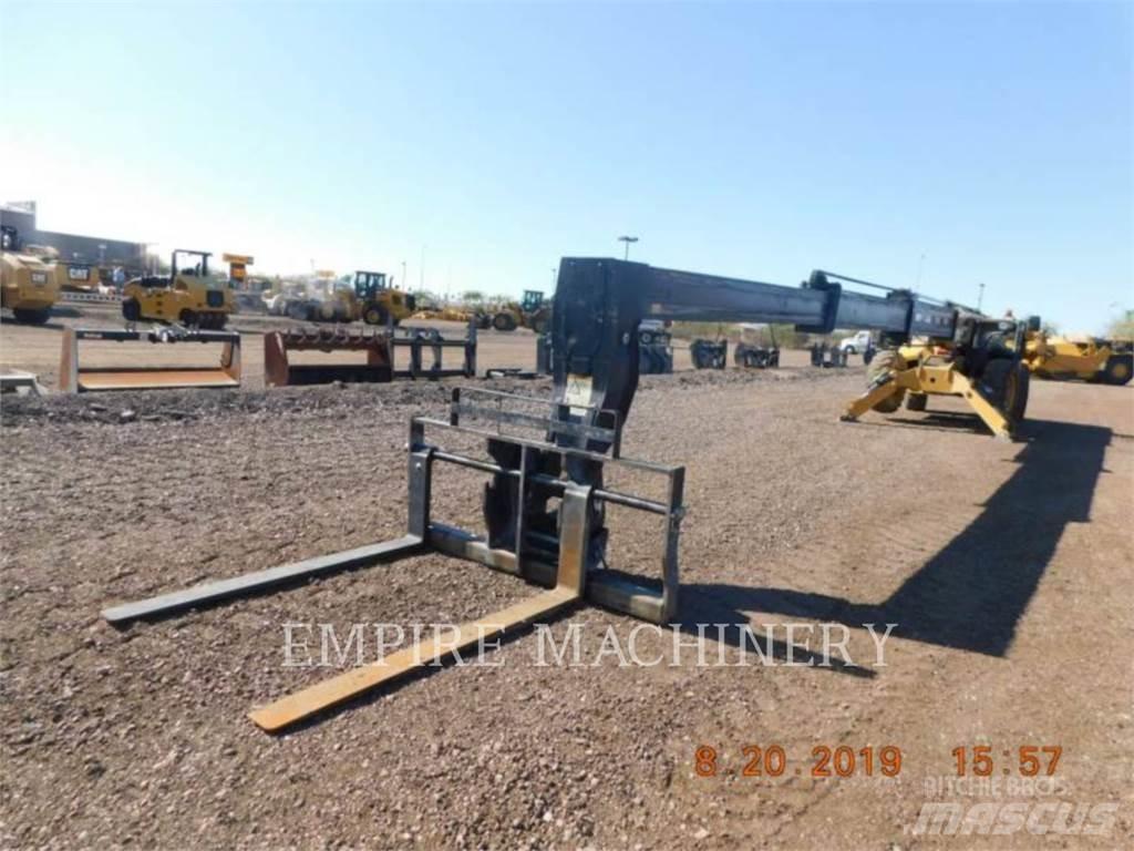 CAT TL1255D Manipulador telescópico