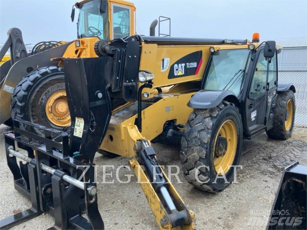 CAT TL1255D Manipulador telescópico