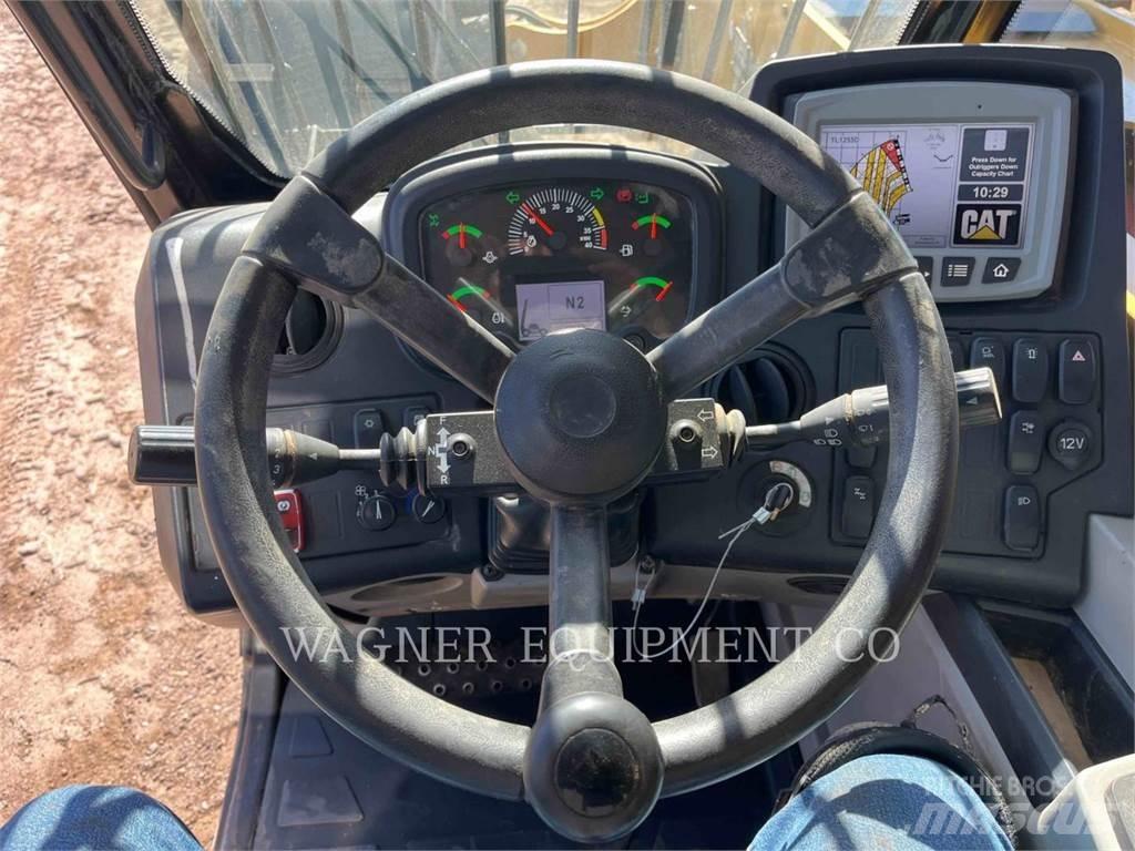 CAT TL1255D Manipulador telescópico